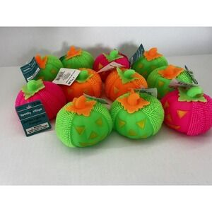 Halloween Party Favors‎ 11 Pumpkins Trick Or Treat Carnival Fall Festival READ